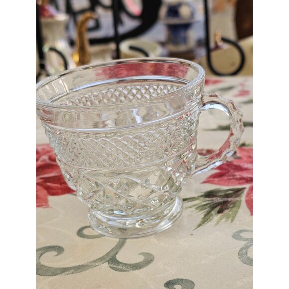 Anchor Hocking Wexford 4500/48A Punch Set 18 Cups & Ladle - Picture 5 of 16